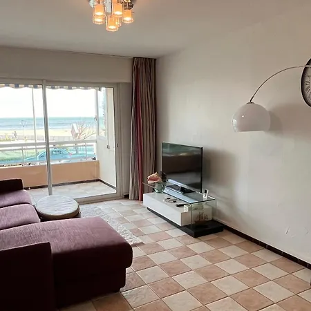 De T3 Apartment *
